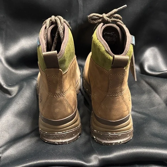 Ariat Women’s NWT Tan and Olive Waterproof  Boots - Picture 3 of 6
